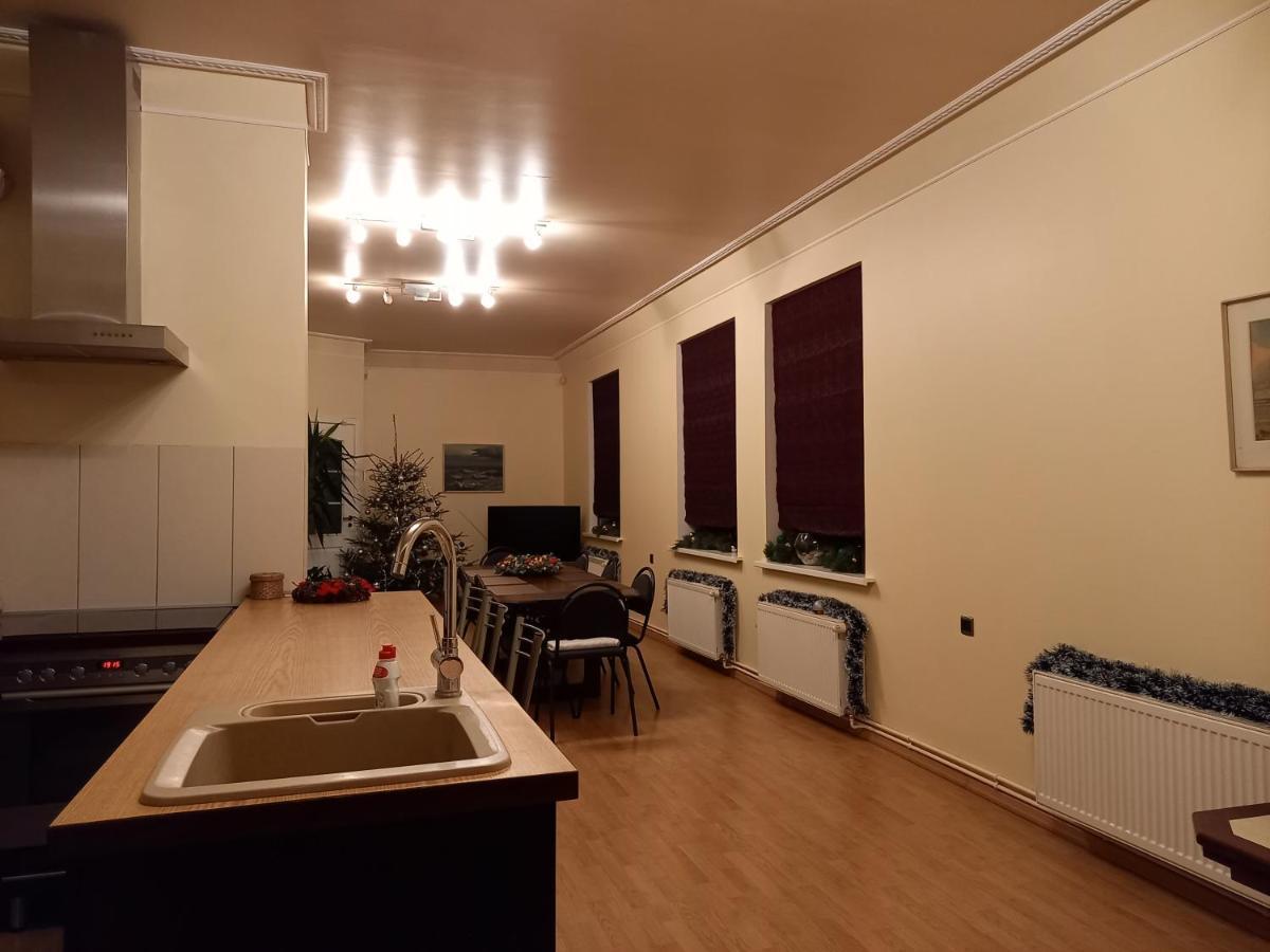 Figaro Villa Ventspils Exteriör bild