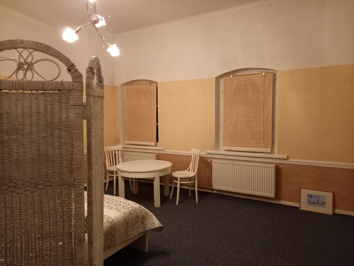 Figaro Villa Ventspils Exteriör bild