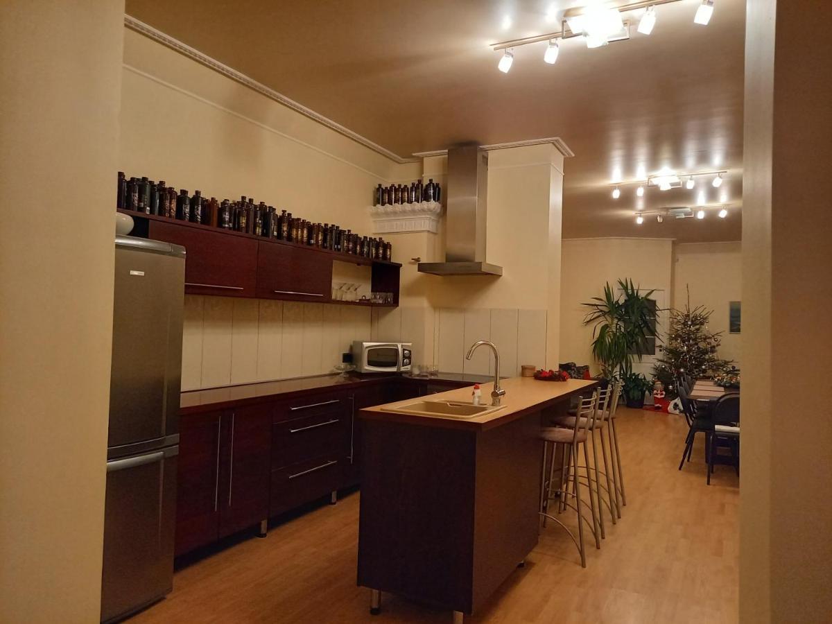 Figaro Villa Ventspils Exteriör bild