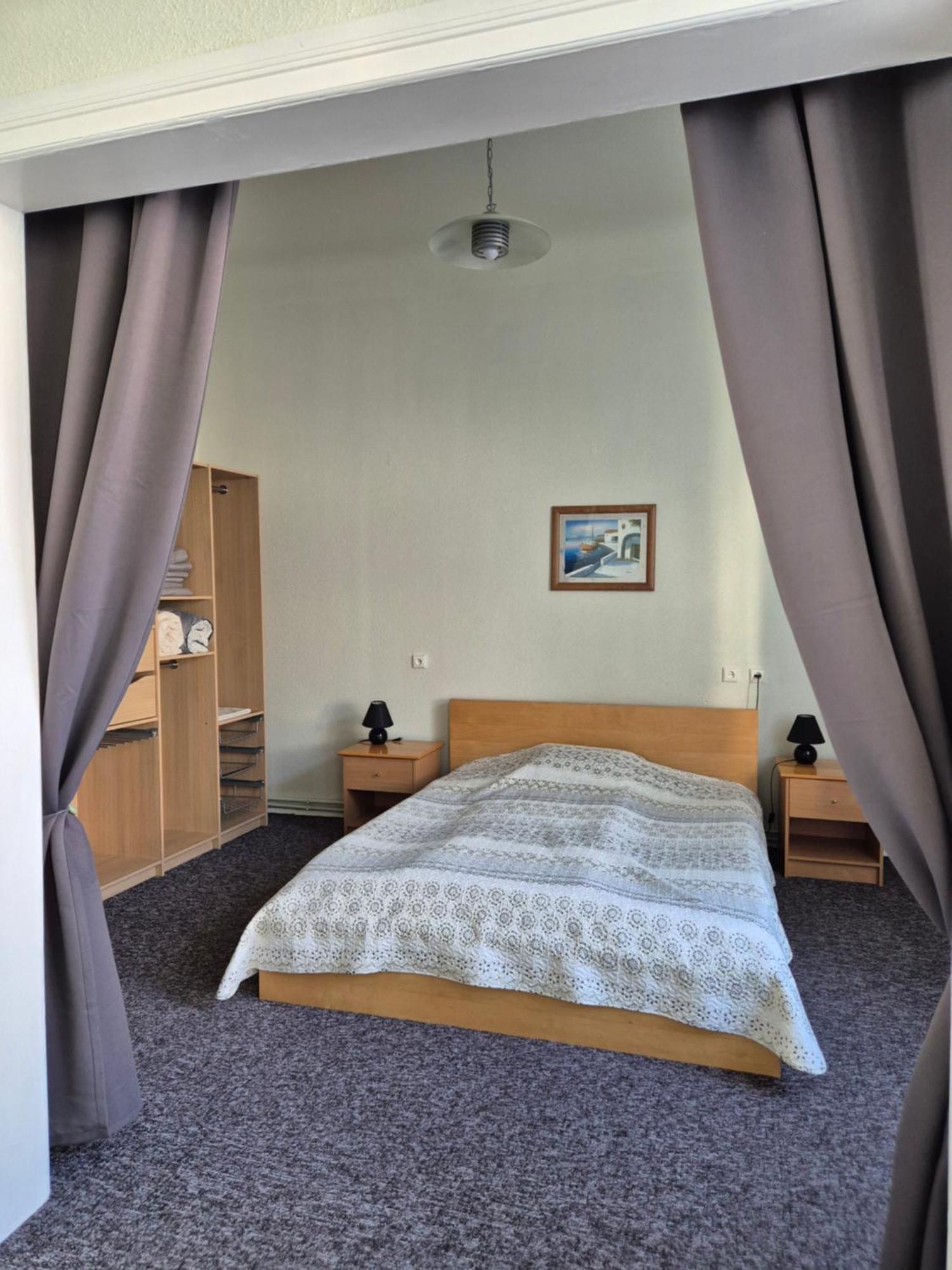 Figaro Villa Ventspils Exteriör bild
