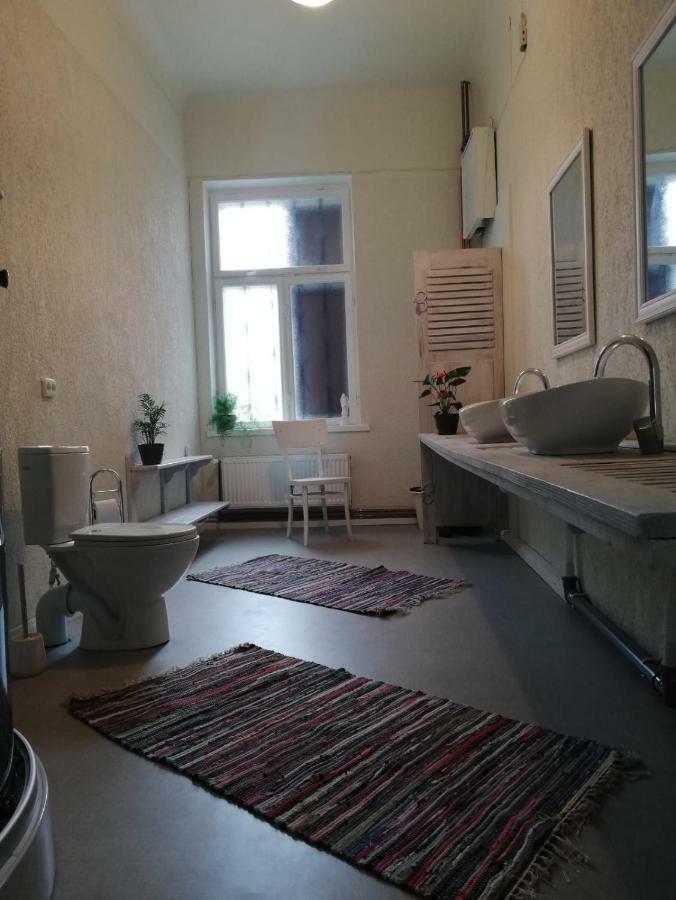 Figaro Villa Ventspils Exteriör bild